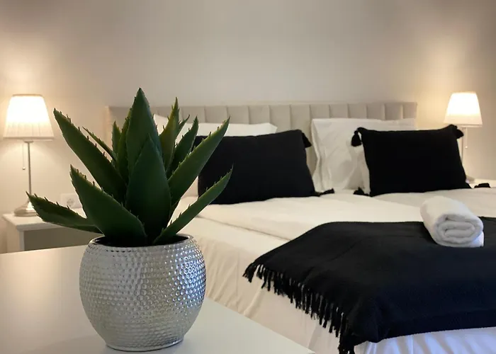 Ground Floor Park Bestern Апартаменты Сегед