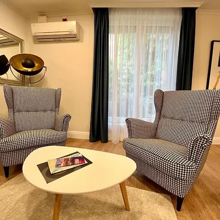 Ground Floor Park Bestern Appartement Szeged