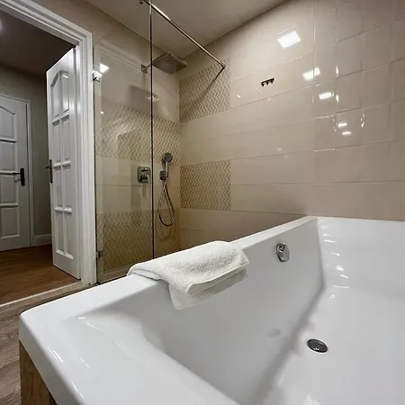 Ground Floor Park Bestern *