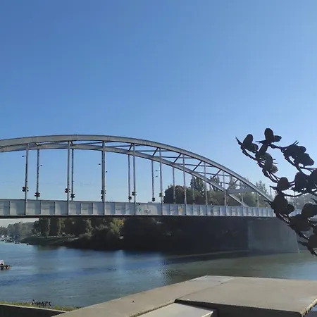 Ground Floor Park Bestern *